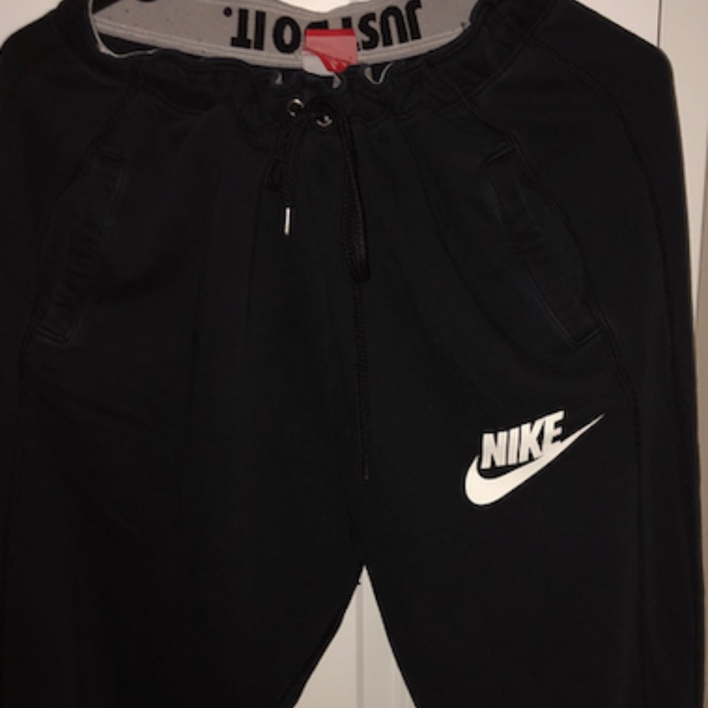 NIKE jogger sweatpants